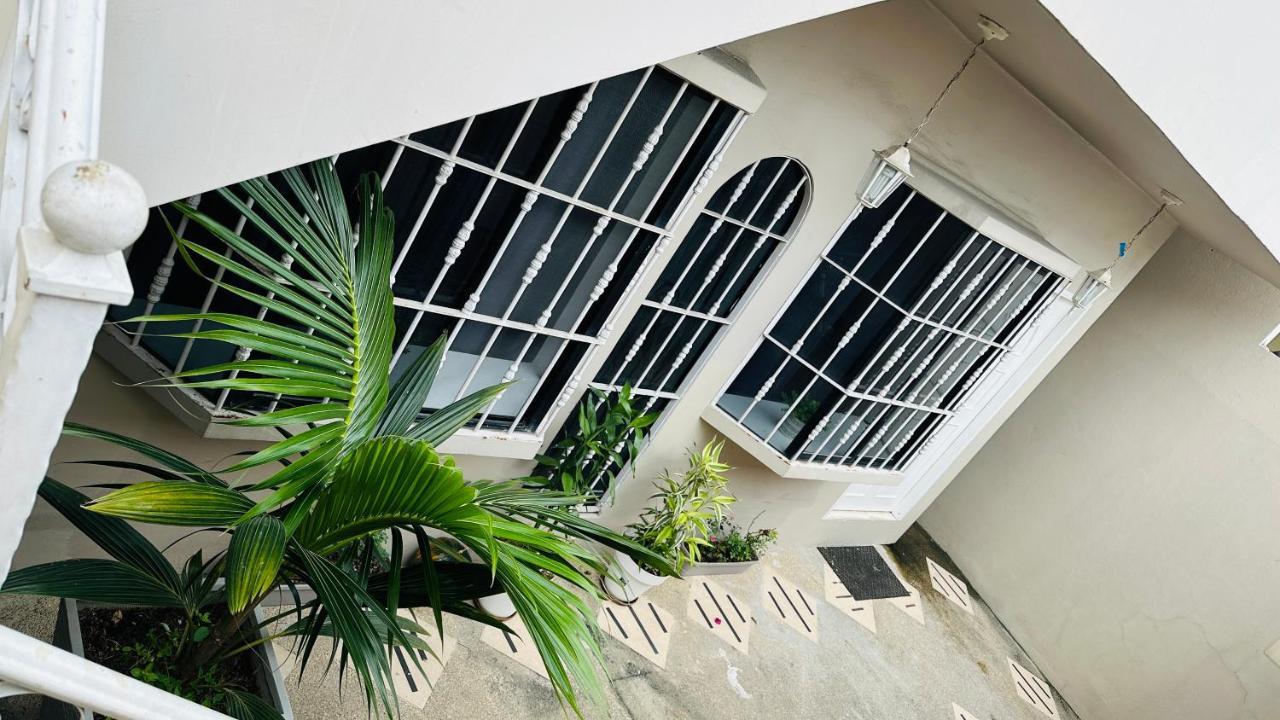 Large 2-Bedroom Apartment, Close To The American Consulate กวายากิล ภายนอก รูปภาพ