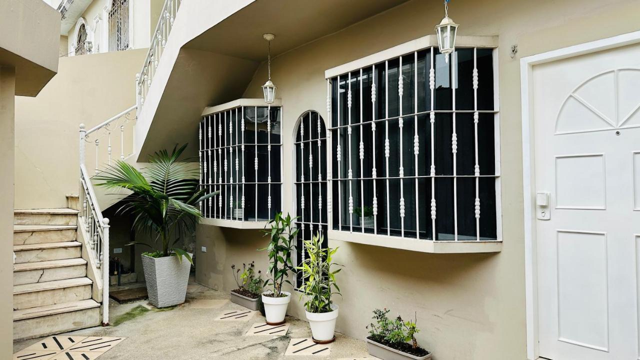 Large 2-Bedroom Apartment, Close To The American Consulate กวายากิล ภายนอก รูปภาพ